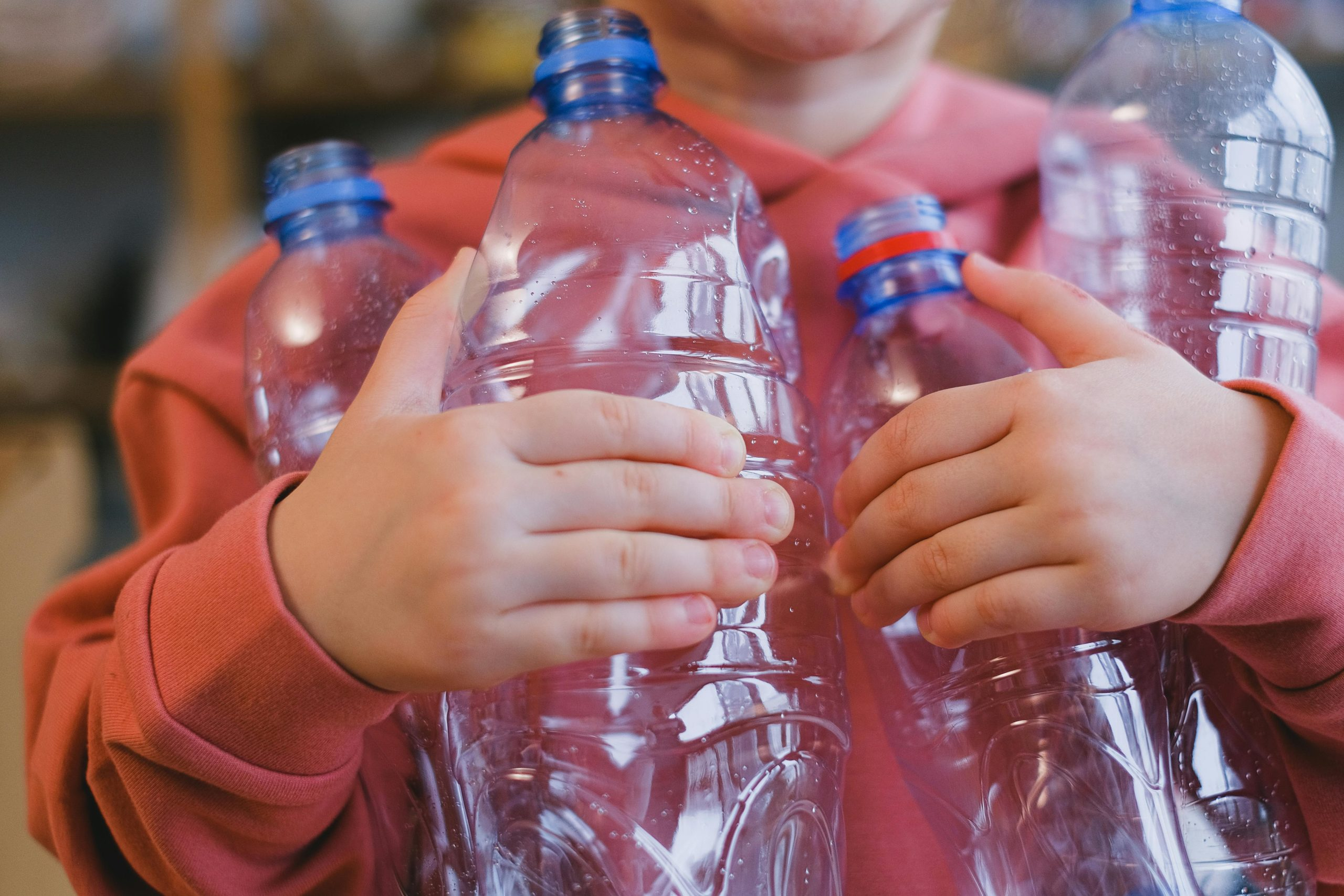 Environmentally Friendly Shopping: Reducing Your Carbon Footprint