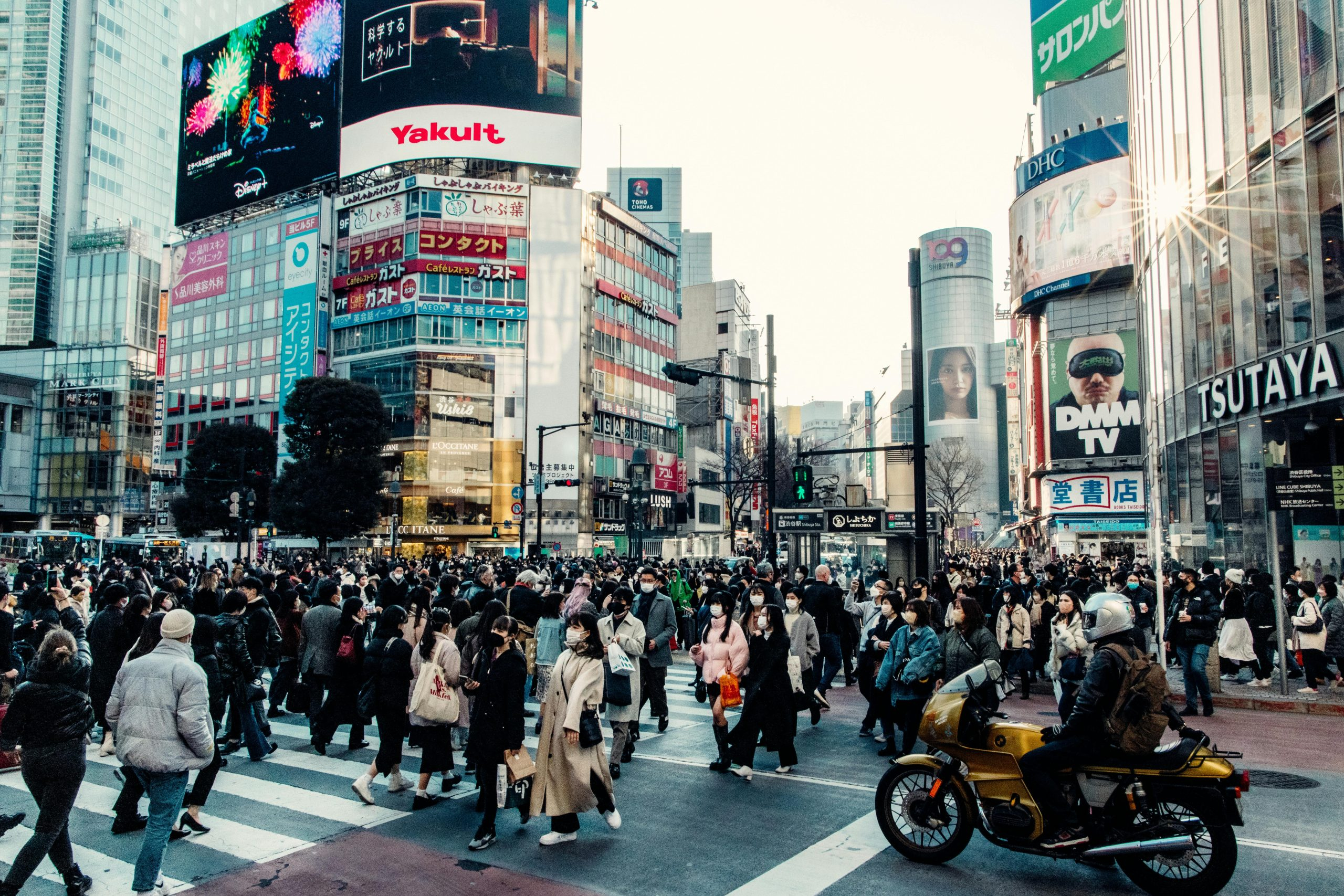 The Impact of Fast Fashion on Shopping Culture