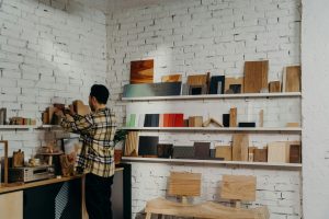 Shopping for Home Decor: Finding Timeless Versus Trendy Pieces