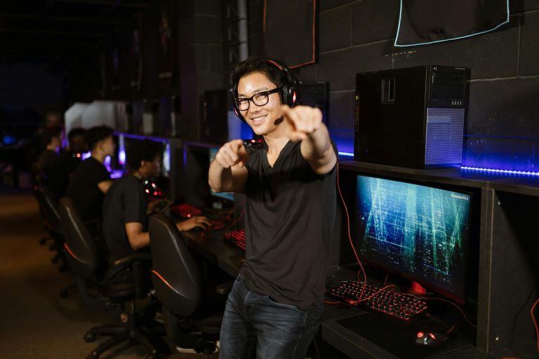 Mouse mats charging gaming accessories