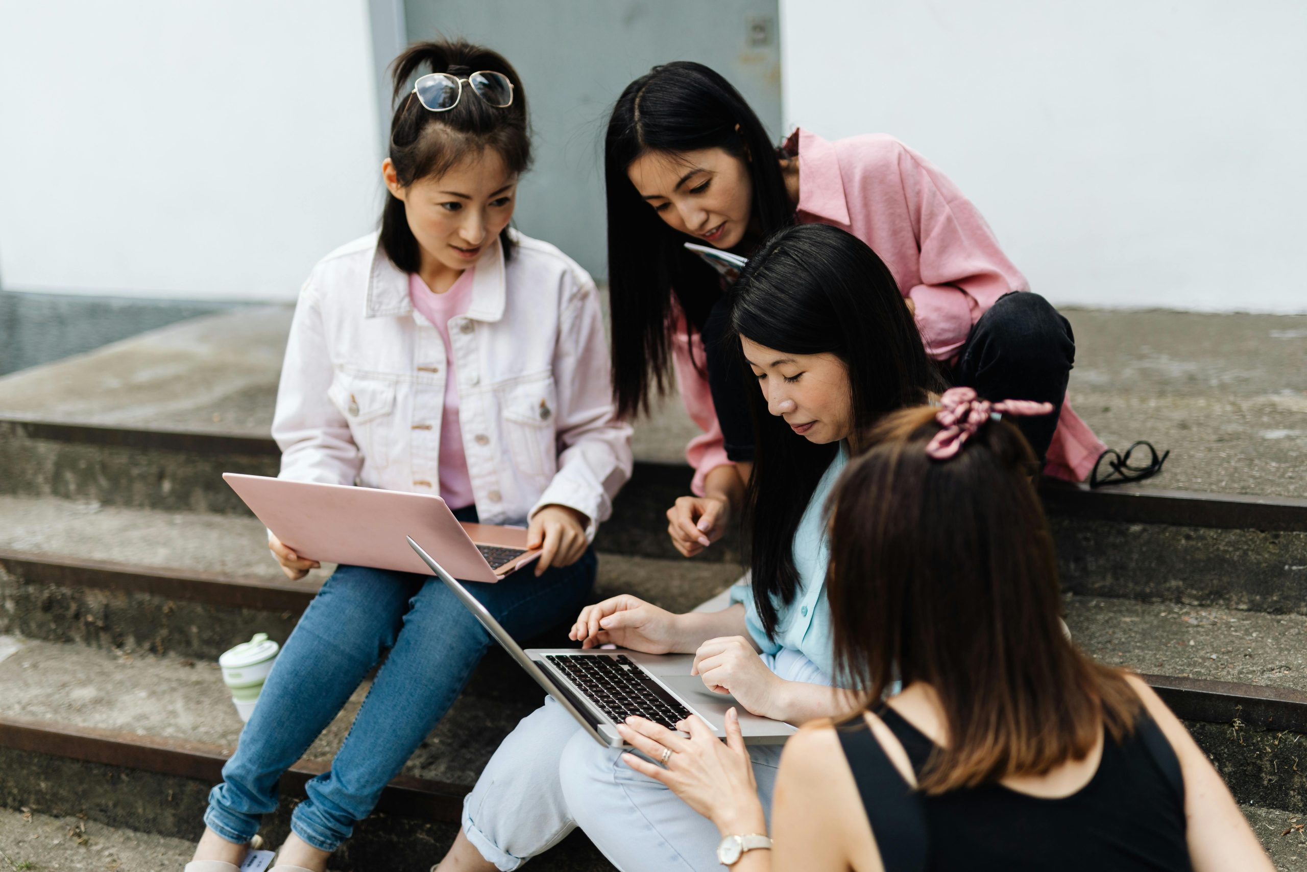 Project Showcases: Sharing Learning With the Community