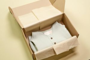 How to Identify Quality Materials When Shopping for Clothing