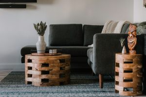 Home Entertaining Tips for Small Spaces